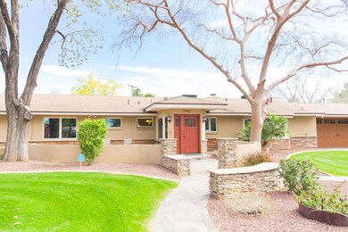 10th Ave House |  Round Lens Photography