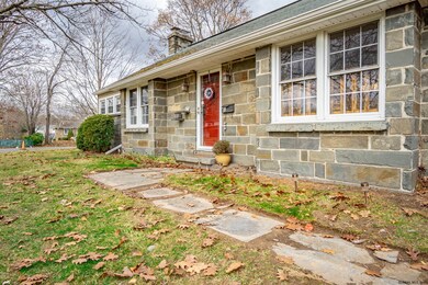 1 Merrifield Place, Delmar, NY 12054 - photo 5