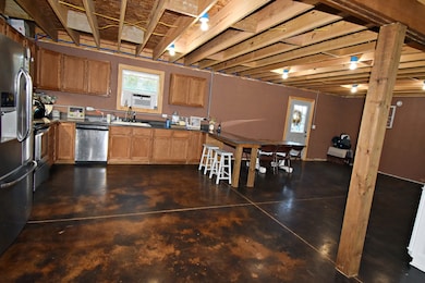 351 Hurricane Creek Rd, Linden, TN 37096 - photo 6