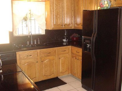 1008 W 3rd St unit 11, Weslaco, TX 78596 - photo 4