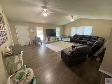 421 Country Rd, Texarkana, TX 75501 - photo 7