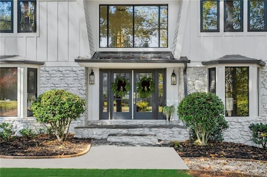 12890 Cogburn Rd, Alpharetta, GA 30004 - photo 2