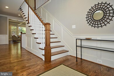 6002 Benalder Dr, Bethesda, MD 20816 - photo 2