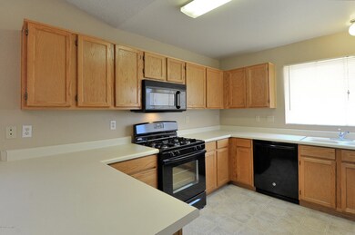 Kitchen2