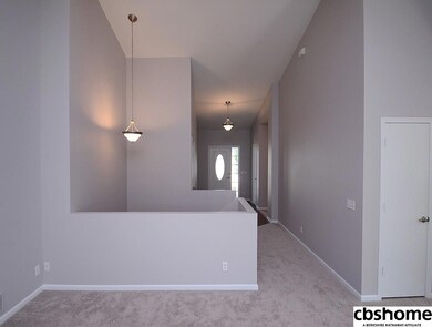 911 Port Royal Dr, Papillion, NE 68046 - photo 2
