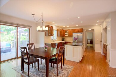 Eat In Kitchen