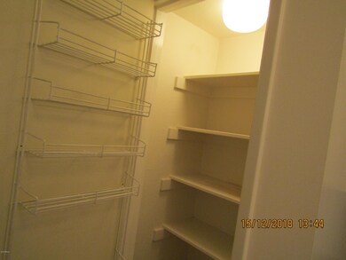 9530 W Calico Dr, Sun City, AZ 85373 - photo 5