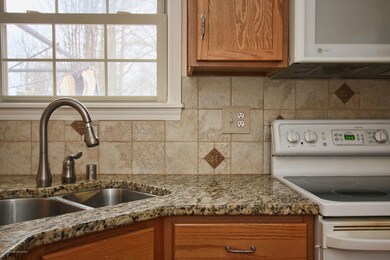 5516 Fairwood Oaks Place, Louisville, KY 40291 - photo 6