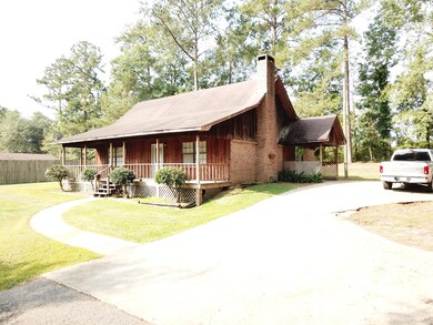 9 Cedarbrook Ln, Laurel, MS 39443 - photo 5