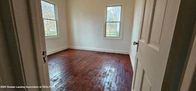 1016 Cleo St, Lansing, MI 48915 - photo 7
