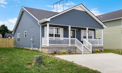 471 Mattingly Dr, Clarksville, TN 37042 - photo 2