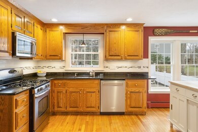 1 Castle Rd, Medway, MA 02053 - photo 7