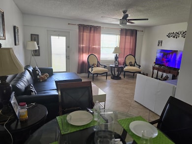 41 Brighton Dr unit A, Boca Raton, FL 33434 - photo 5