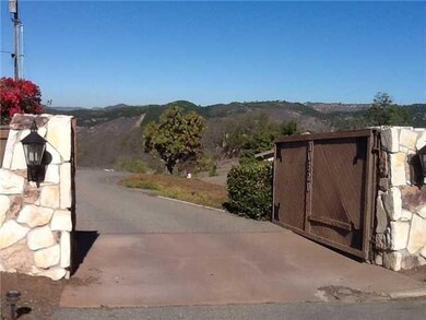 10320 Lilac Ridge Rd, Escondido, CA 92026 - photo 2