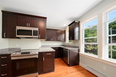 137 Fair St unit 2, Warwick, RI 02888 - photo 4