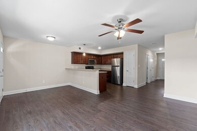 1552 Tylertown Rd unit 307, Clarksville, TN 37040 - photo 6