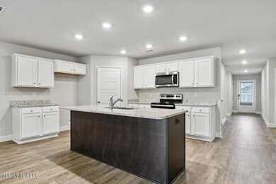 6551 Eastland Circle Biloxi MS-large-014