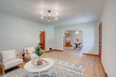 2124 Mulberry AVe-006