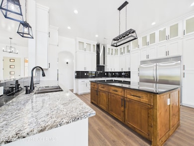 CAM02234G0-PR0026-STILL015