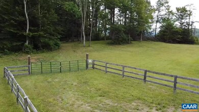 7000 Blackwells Hollow Rd, Crozet, VA 22932 - photo 2