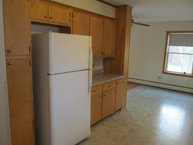 55 Thomas Ave, Charlestown, NH 03603 - photo 5