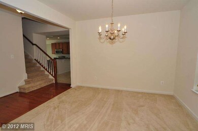 25031 White Sands Dr, Chantilly, VA 20152 - photo 3