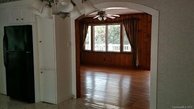 2211 Hardscrabble Rd, Burnsville, NC 28714 - photo 7