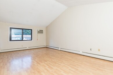 22 Adams Ct, Amesbury, MA 01913 - photo 7