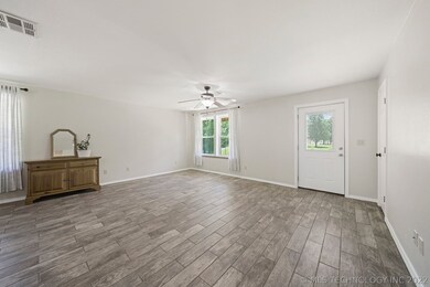 7999 Seay Rd, Beggs, OK 74421 - photo 7