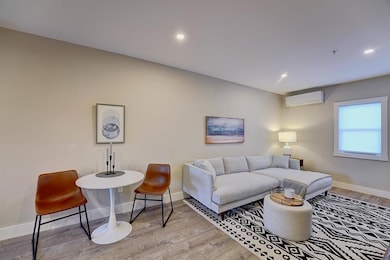 621 Islington St unit C, Portsmouth, NH 03801 - photo 5