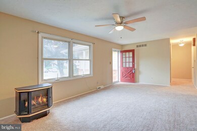 209 Doncaster Rd, Joppa, MD 21085 - photo 3