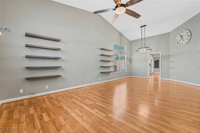 3032 Pier Harbor Dr, Las Vegas, NV 89117 - photo 7