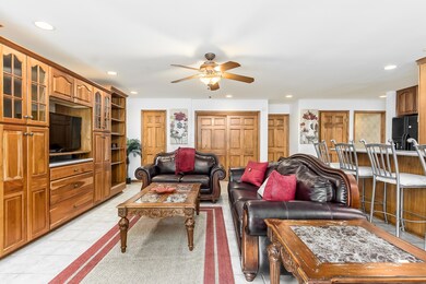 C - 1801 Kenview048
