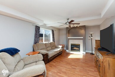 Living Room_MAX-68919-SMALL