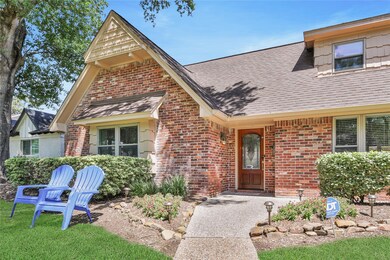 1126 Curtin St, Houston, TX 77018 - photo 2