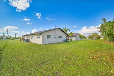 3215 Skyline Blvd unit C, Cape Coral, FL 33914 - photo 3