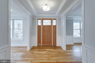 8001 Carita Ct, Bethesda, MD 20817 - photo 4