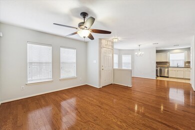 1723 Redwing Haven Dr, Houston, TX 77009 - photo 3