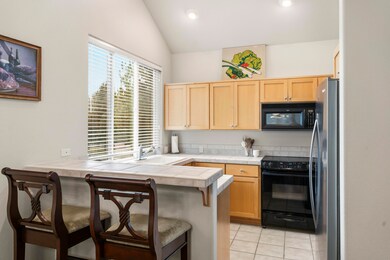 11130 Village Loop, Redmond, OR 97756 - photo 5