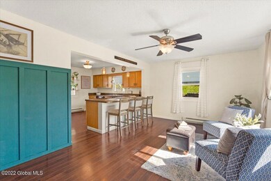 213 Washington Ave E, Rensselaer, NY 12144 - photo 4