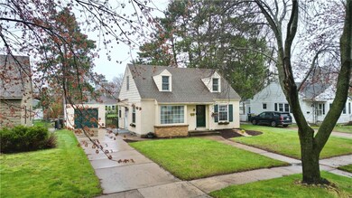 227 E Polk Ave, Eau Claire, WI 54701 - photo 3