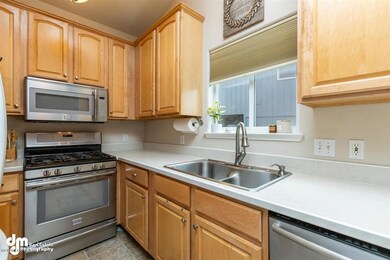 13-Kitchen 20200728-DW-4836