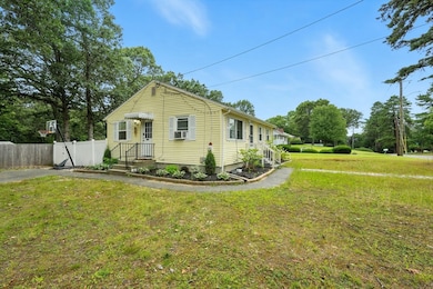 381 N Brook Rd, Springfield, MA 01119 - photo 6