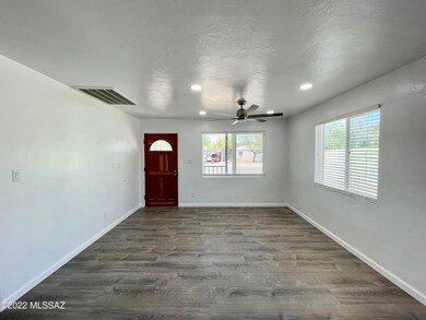 4532 E 16th St, Tucson, AZ 85711 - photo 4