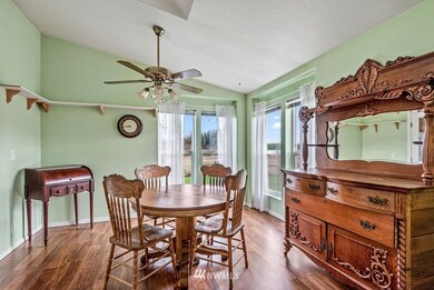 320 Sears Rd, Winlock, WA 98596 - photo 6