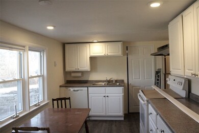 7 Wayside Ct, Kingston, RI 02881 - photo 3