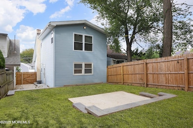 811 Shore Concourse, Keyport, NJ 07735 - photo 2