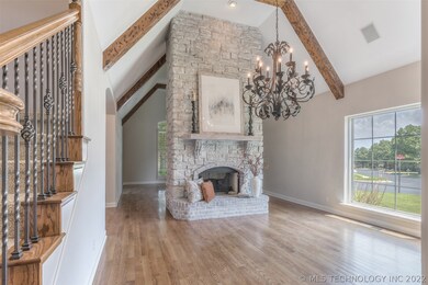 THIS SIDE SHOWCASES THE FORMAL DINING SPACE