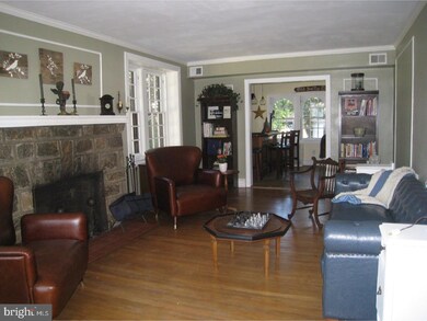 3769 Woodland Ave, Drexel Hill, PA 19026 - photo 4