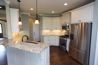 4614 Fairvue Farm Blvd, Bowling Green, KY 42104 - photo 7